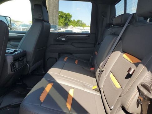 New 2026 GMC Sierra 2500 AT4 w/ AT4 Premium Plus Package AWD/4WD image 12