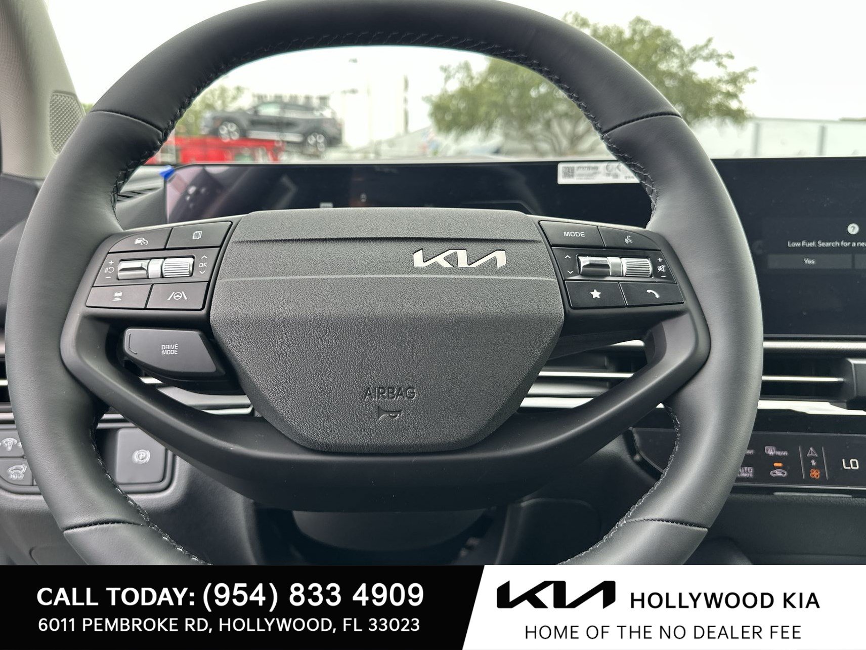 New 2026 Kia Sportage SX FWD image 11