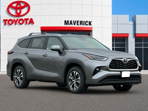 New 2026 Toyota Highlander XLE AWD/4WD image 7