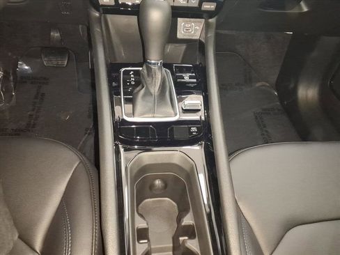 New 2026 Jeep Compass Limited image 13