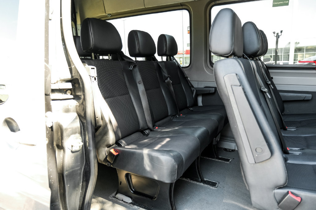 Used 2015 Mercedes-Benz Sprinter 2500 image 50