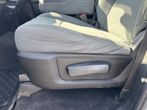 Used 2019 RAM 1500 Express image 26