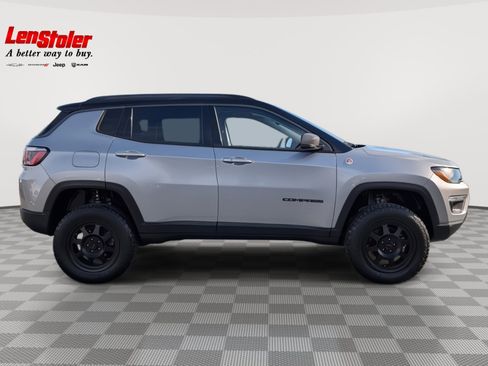 Used 2018 Jeep Compass Trailhawk image 6