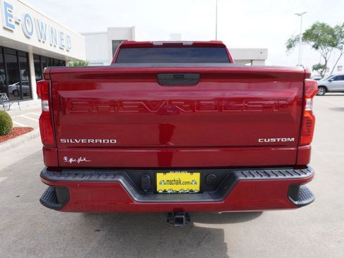 Used 2022 Chevrolet Silverado 1500 Custom w/ Safety Confidence Package RWD image 5