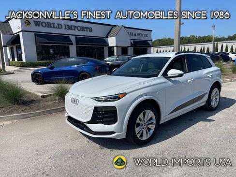 Used 2025 Audi Q6 e-tron Premium w/ Convenience Package RWD image 1