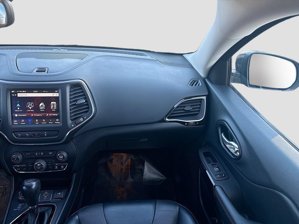 Used 2023 Jeep Cherokee Altitude Lux AWD/4WD image 22