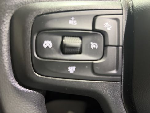 Used 2023 Chevrolet Silverado 1500 Custom image 15