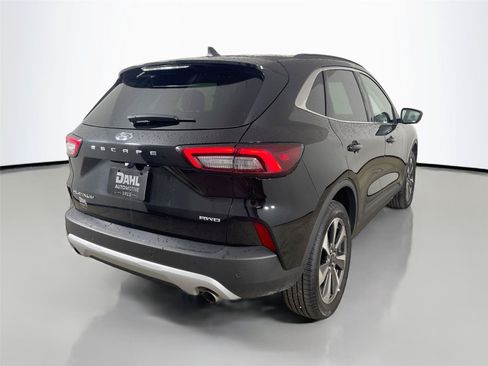 Used 2024 Ford Escape Platinum AWD/4WD image 13