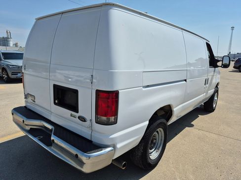 Used 2014 Ford E-350 and Econoline 350 Super Duty w/ Power Group image 5