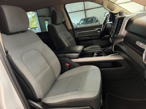 Used 2019 RAM 1500 Big Horn RWD image 11