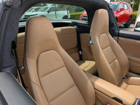 Used 2015 Porsche 911 Targa 4S w/ Sport Chrono Package AWD/4WD image 13