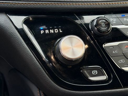 Certified 2021 Chrysler Pacifica Pinnacle image 24