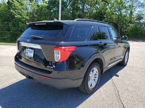 Used 2023 Ford Explorer XLT w/ Class IV Trailer Tow Package AWD/4WD image 4