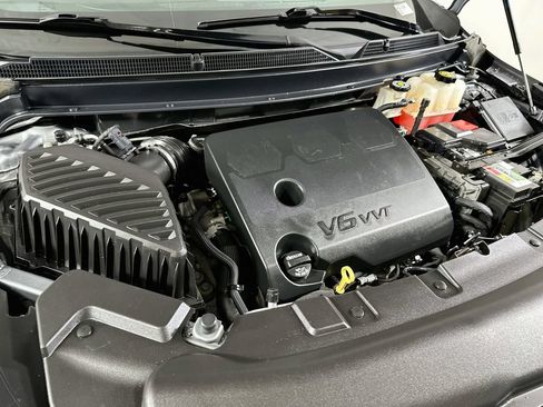 Used 2019 Buick Enclave Essence AWD/4WD image 26