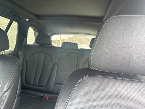 Used 2020 BMW X5 xDrive40i w/ Premium Package AWD/4WD image 23