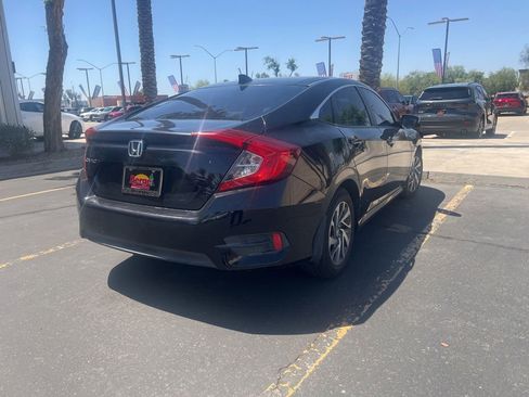 Used 2017 Honda Civic EX image 3