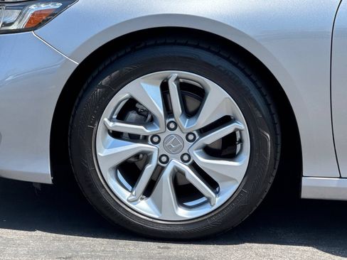 Used 2018 Honda Accord LX image 32