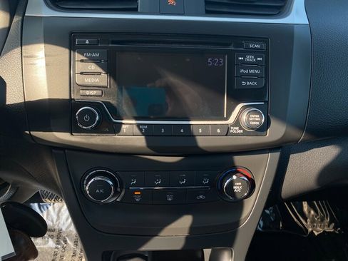 Used 2018 Nissan Sentra S image 25