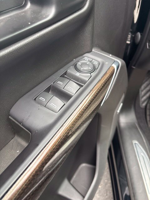 Used 2020 Chevrolet Silverado 1500 LT Trail Boss AWD/4WD image 21