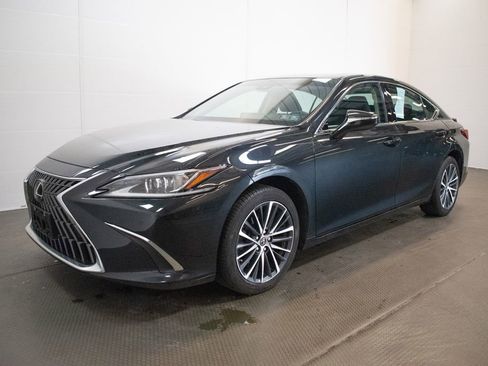 Used 2022 Lexus ES 250 w/ Premium Package AWD/4WD image 8