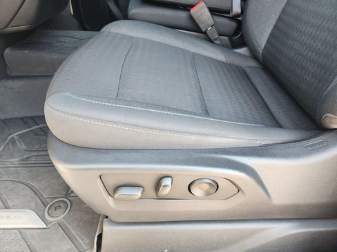 Used 2022 Chevrolet Silverado 1500 Custom image 29