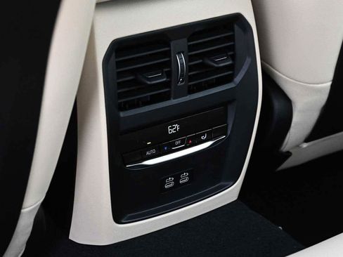 New 2026 BMW 330i Sedan w/ Premium Package image 23