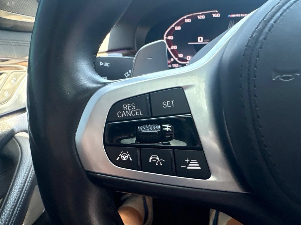 Used 2020 BMW M550i xDrive AWD/4WD image 17