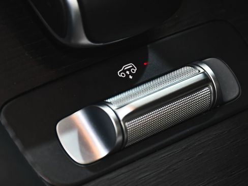 Used 2024 Mercedes-Benz GLE 53 AMG 4MATIC image 54