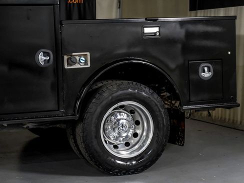Used 2022 RAM 3500 Limited w/ Towing Technology Group AWD/4WD image 13