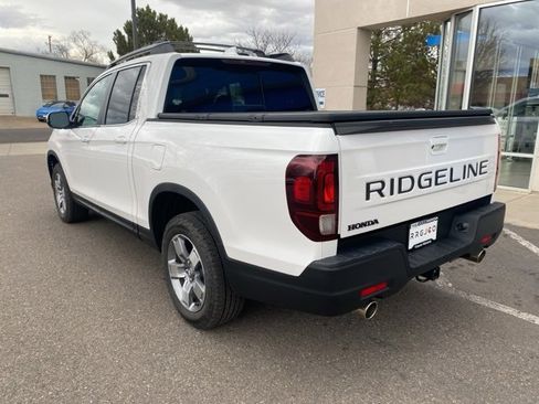 Used 2025 Honda Ridgeline RTL image 11