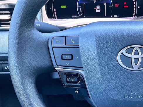 Used 2026 Toyota Camry LE FWD image 24