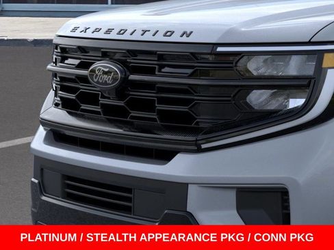 New 2026 Ford Expedition Platinum image 17