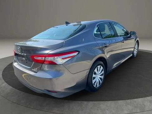 Used 2020 Toyota Camry LE w/ Fleet Convenience Package FWD image 5