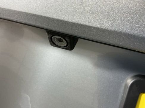 Used 2015 Subaru Forester 2.5i Touring image 9