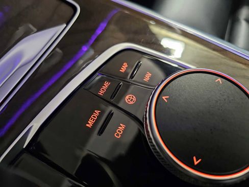 Used 2019 BMW X5 xDrive40i w/ Convenience Package image 26