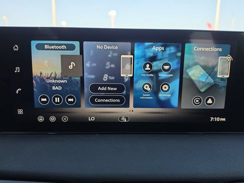 New 2026 Nissan Sentra SR w/ Floor Mat Package FWD image 18
