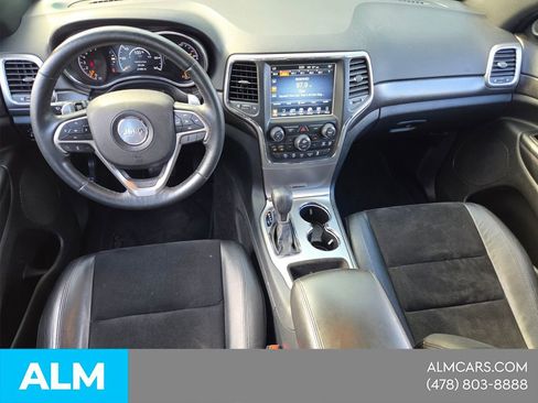Used 2017 Jeep Grand Cherokee Altitude AWD/4WD image 17