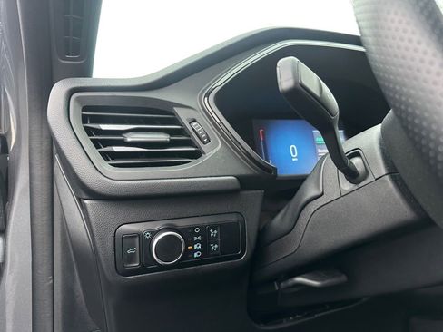 Used 2024 Ford Escape ST-Line image 13