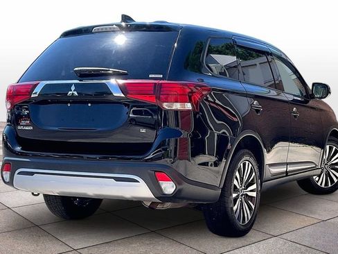 Used 2020 Mitsubishi Outlander SE AWD/4WD image 12