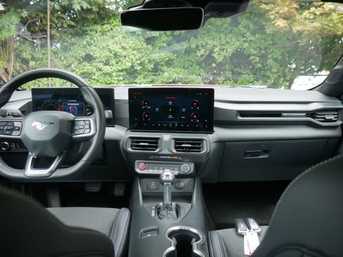 Certified 2024 Ford Mustang GT image 8