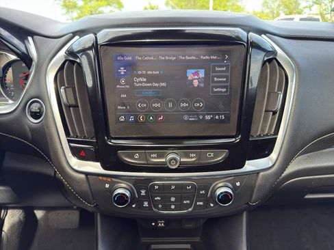 Used 2022 Chevrolet Traverse Premier w/ Redline Edition AWD/4WD image 26