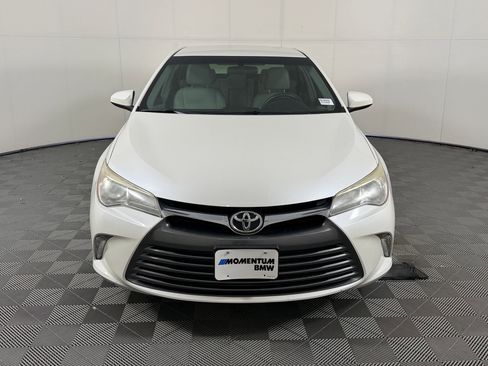Used 2017 Toyota Camry XLE FWD image 6