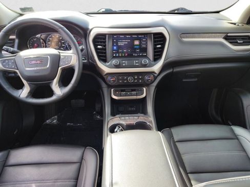Used 2023 GMC Acadia Denali w/ Denali Ultimate Package AWD/4WD image 13