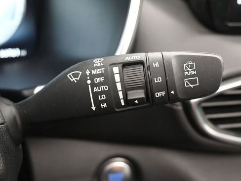 Used 2023 Hyundai Santa Fe Limited image 17