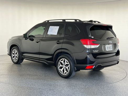 Used 2024 Subaru Forester Premium AWD/4WD image 7