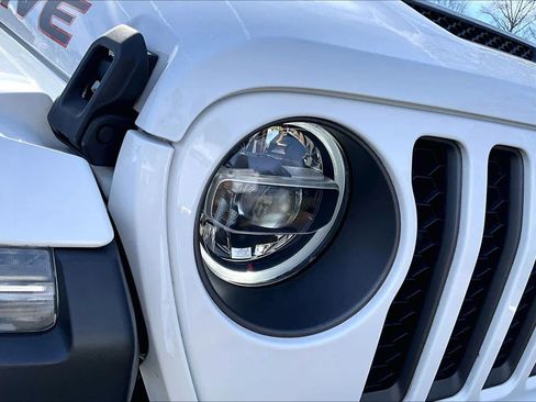 Used 2021 Jeep Gladiator Mojave image 26