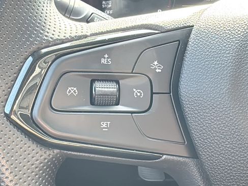 Certified 2024 Chevrolet Trax LS w/ LS Convenience Package FWD image 10