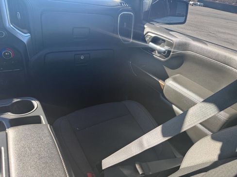 Used 2020 Chevrolet Silverado 1500 LT w/ All-Star Edition image 31