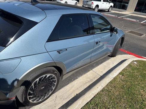 Certified 2022 Hyundai Ioniq 5 Limited image 6