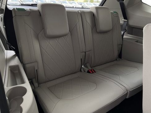 New 2026 Volkswagen Atlas SEL Premium R-Line image 31